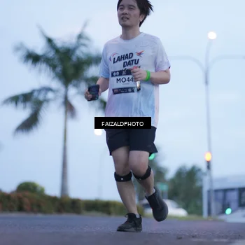 Runner Photo 7755638