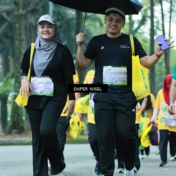 Runner Photo 7755648
