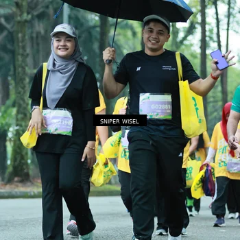 Runner Photo 7755650