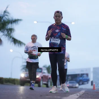 Runner Photo 7755662