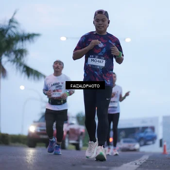 Runner Photo 7755677