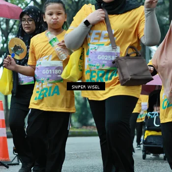 Runner Photo 7755708