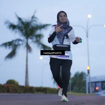 Runner Photo 7755736
