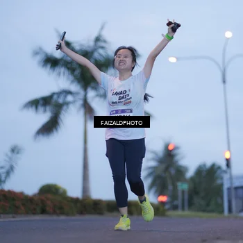 Runner Photo 7755753
