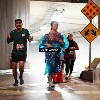 Runner Photo 7755763