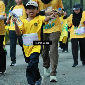 Runner Photo 7755811