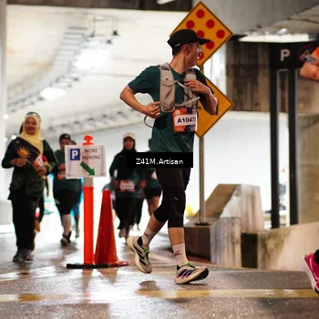 Runner Photo 7755842