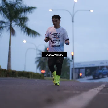 Runner Photo 7755845