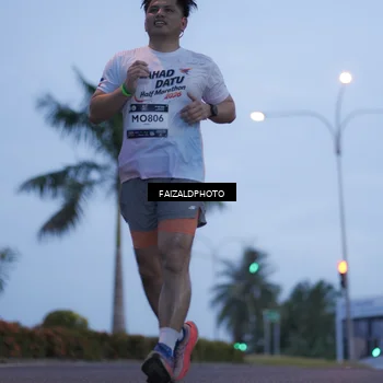 Runner Photo 7755846