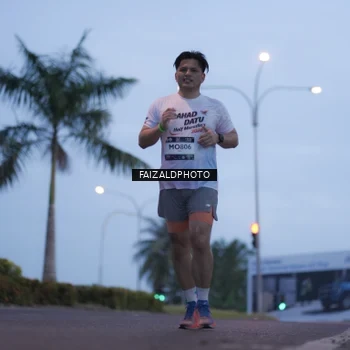 Runner Photo 7755870