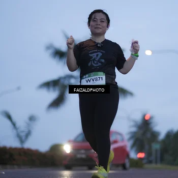 Runner Photo 7755873