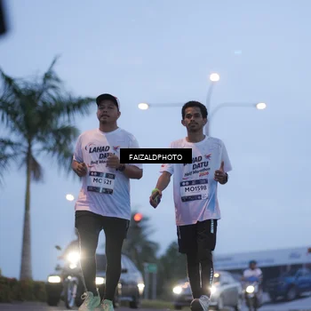 Runner Photo 7755925