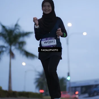 Runner Photo 7755930