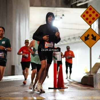 Runner Photo 7755937