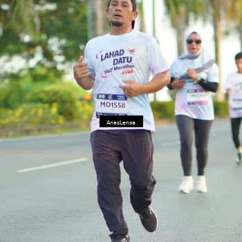 Runner Photo 7755958
