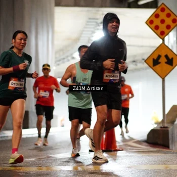 Runner Photo 7755960