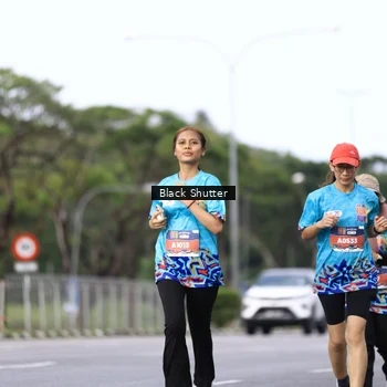 Runner Photo 7755971