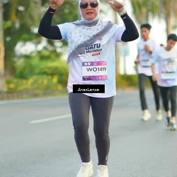 Runner Photo 7755985