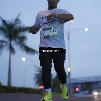 Runner Photo 7755995