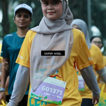 Runner Photo 7756004