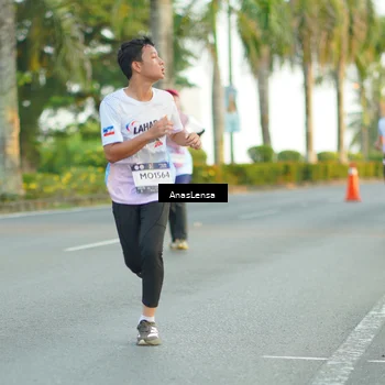Runner Photo 7756015