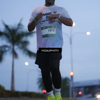 Runner Photo 7756021