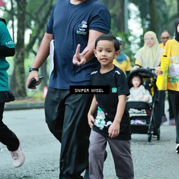 Runner Photo 7756029