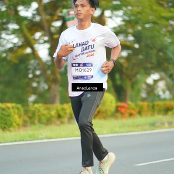 Runner Photo 7756036