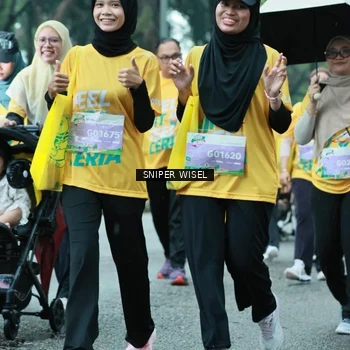 Runner Photo 7756039
