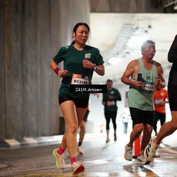 Runner Photo 7756043