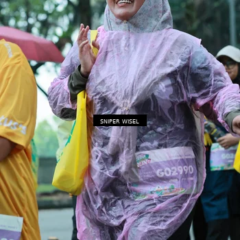 Runner Photo 7756060