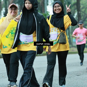 Runner Photo 7756094
