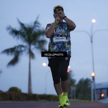 Runner Photo 7756100
