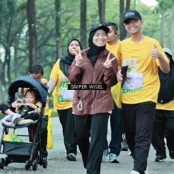 Runner Photo 7756103