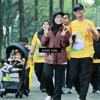 Runner Photo 7756111