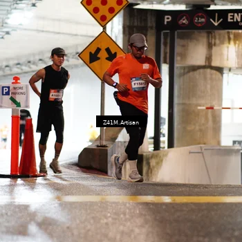 Runner Photo 7756121