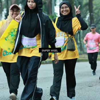 Runner Photo 7756124