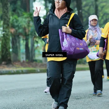 Runner Photo 7756166