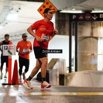 Runner Photo 7756169