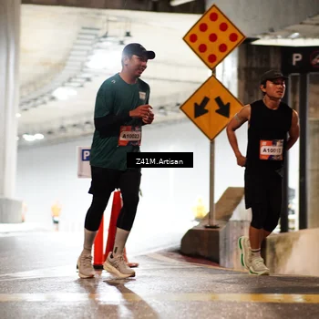 Runner Photo 7756174