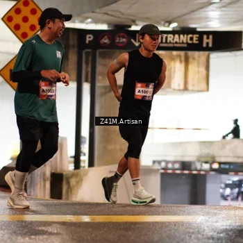 Runner Photo 7756197