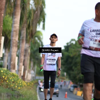 Runner Photo 7756232