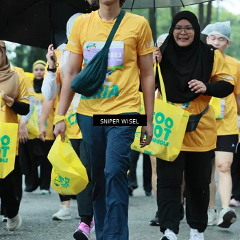 Runner Photo 7756293