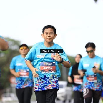 Runner Photo 7756295