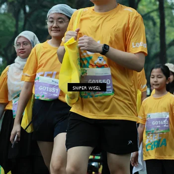 Runner Photo 7756299