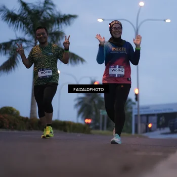 Runner Photo 7756300
