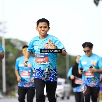 Runner Photo 7756307
