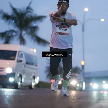 Runner Photo 7756366