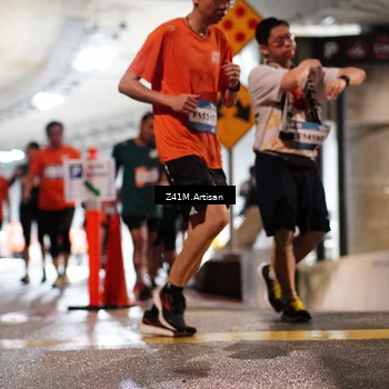 Runner Photo 7756372