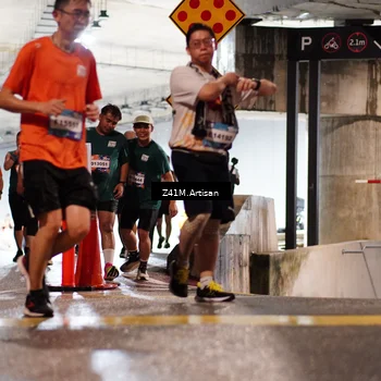 Runner Photo 7756375